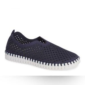 Ilse Jacobsen Tulip Slip On Sneaker‎ Size 9